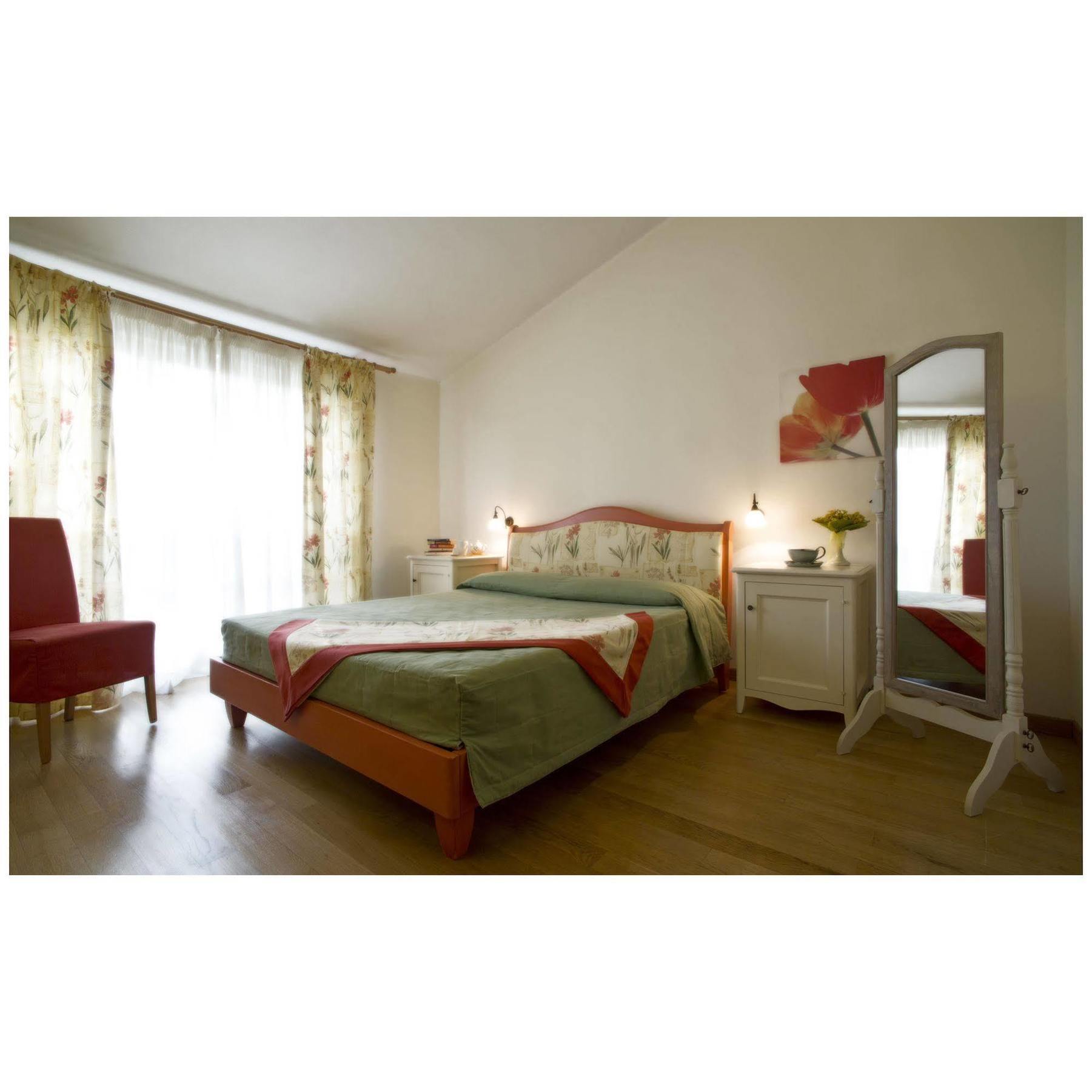 Ca Del Moro Resort & Spa Pontremoli Exterior foto